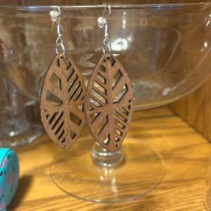 Wooden laser cut earrings NWOT